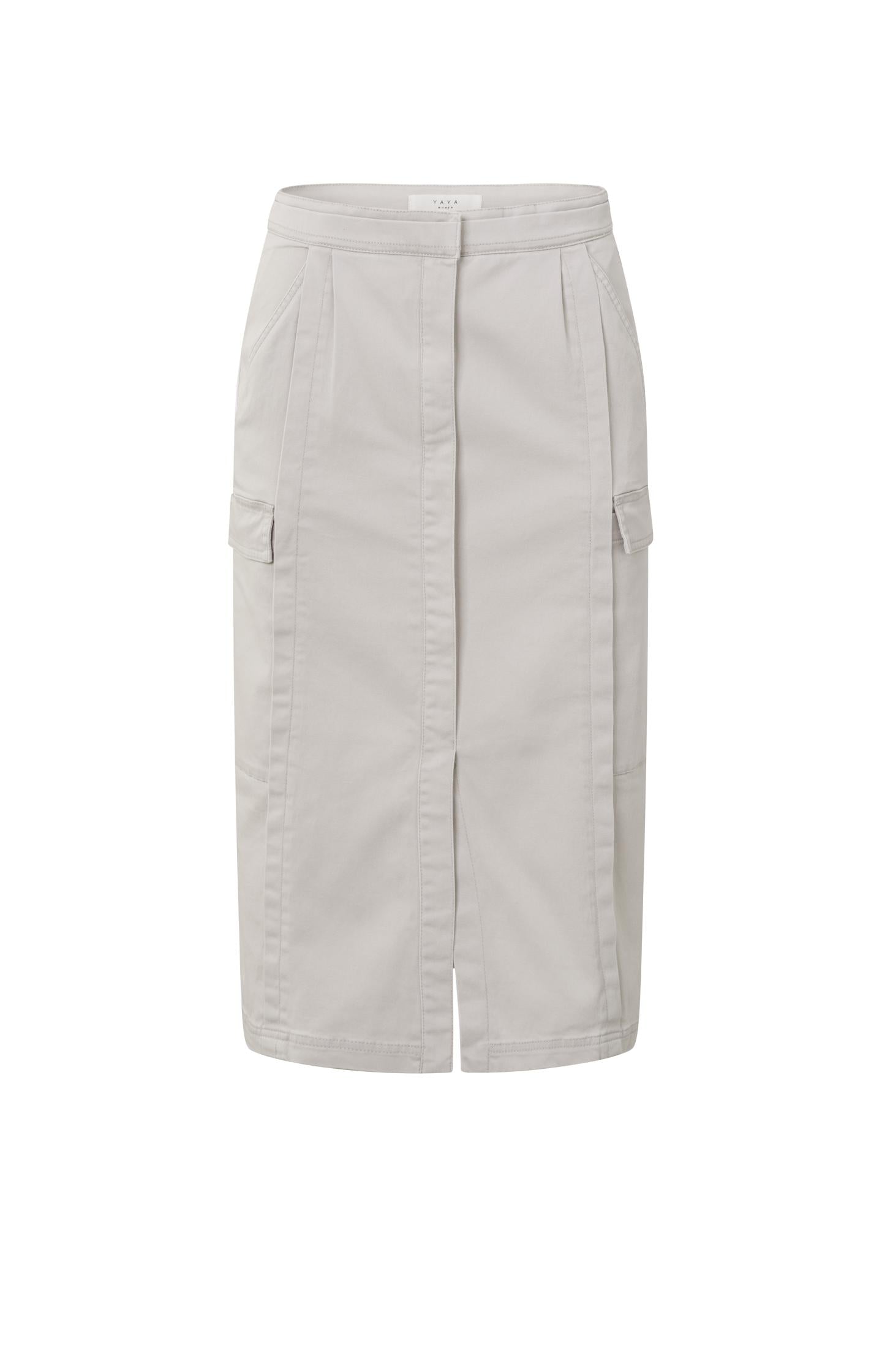 Cargo midi skirt with slit, pockets, pleated details and zip