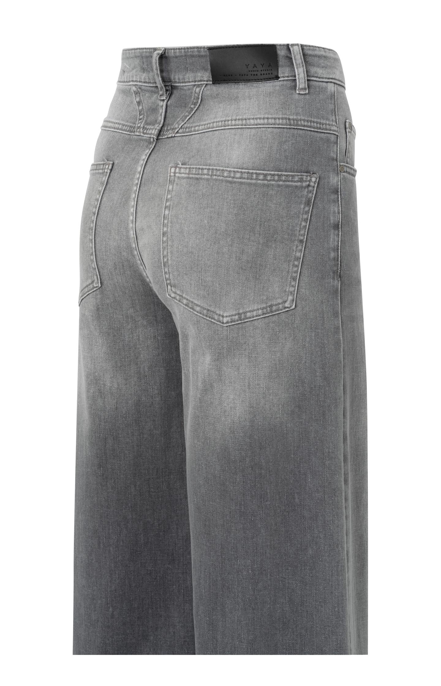 Gray jeans with high waist, extra wide legs and pockets - L34