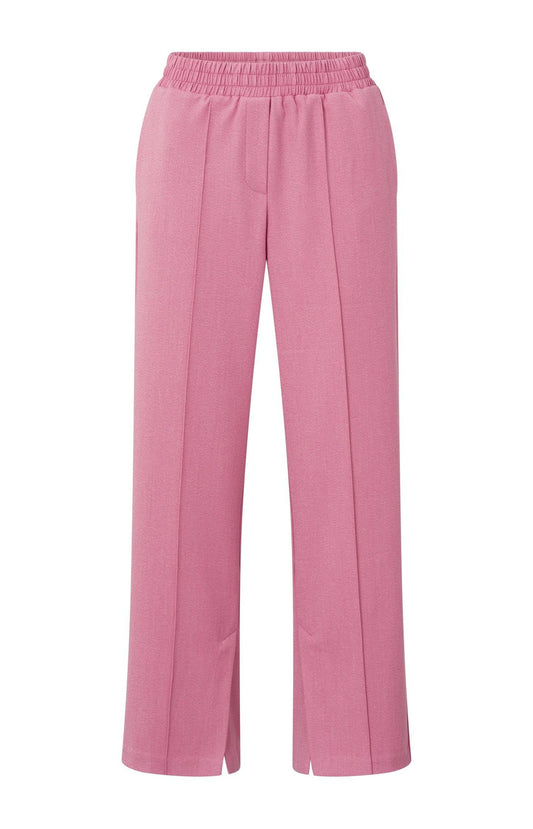 Soft woven wide leg trousers, with elastic waist and slits