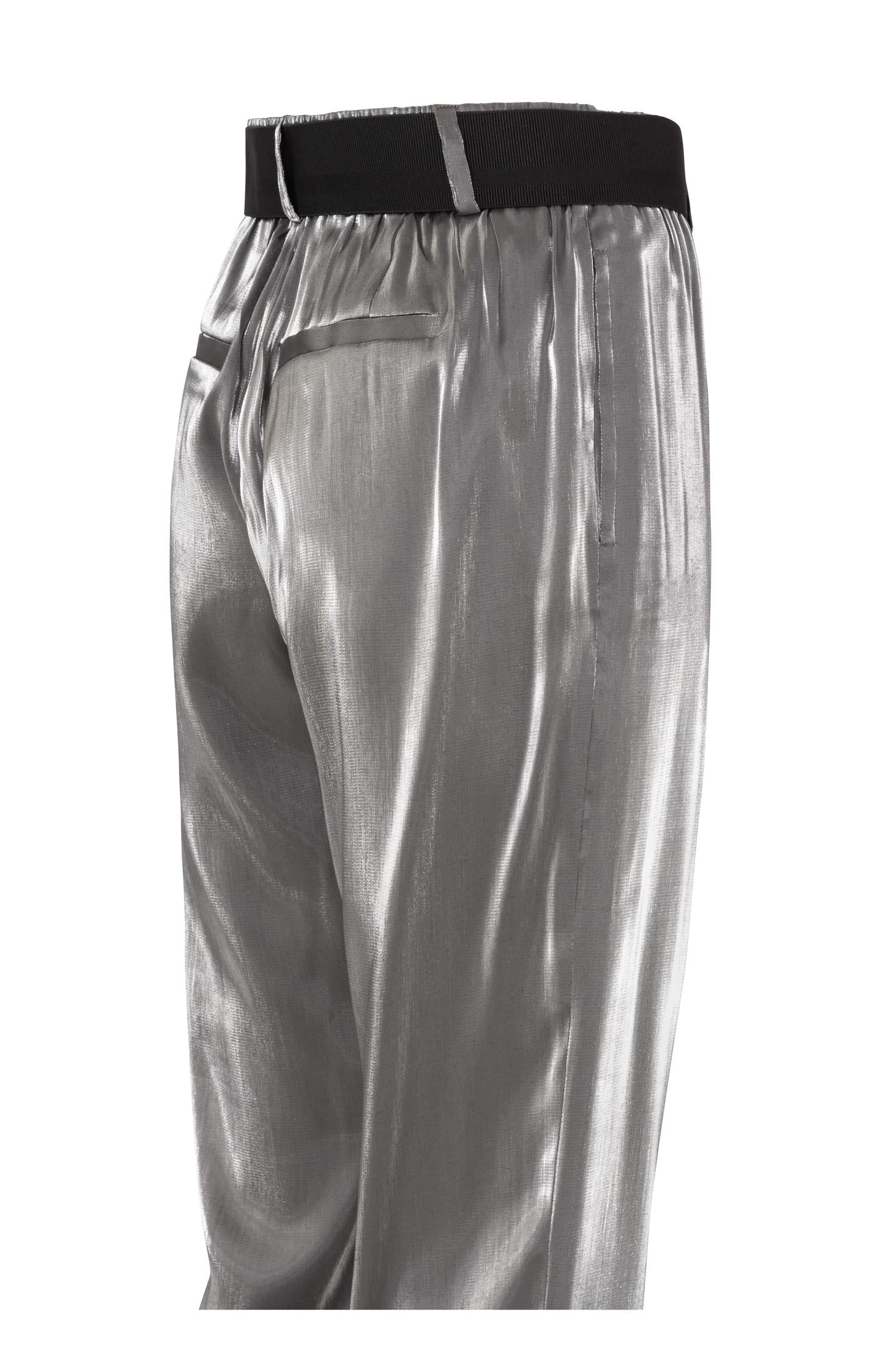 Silver metallic pants with elastic belt and pockets