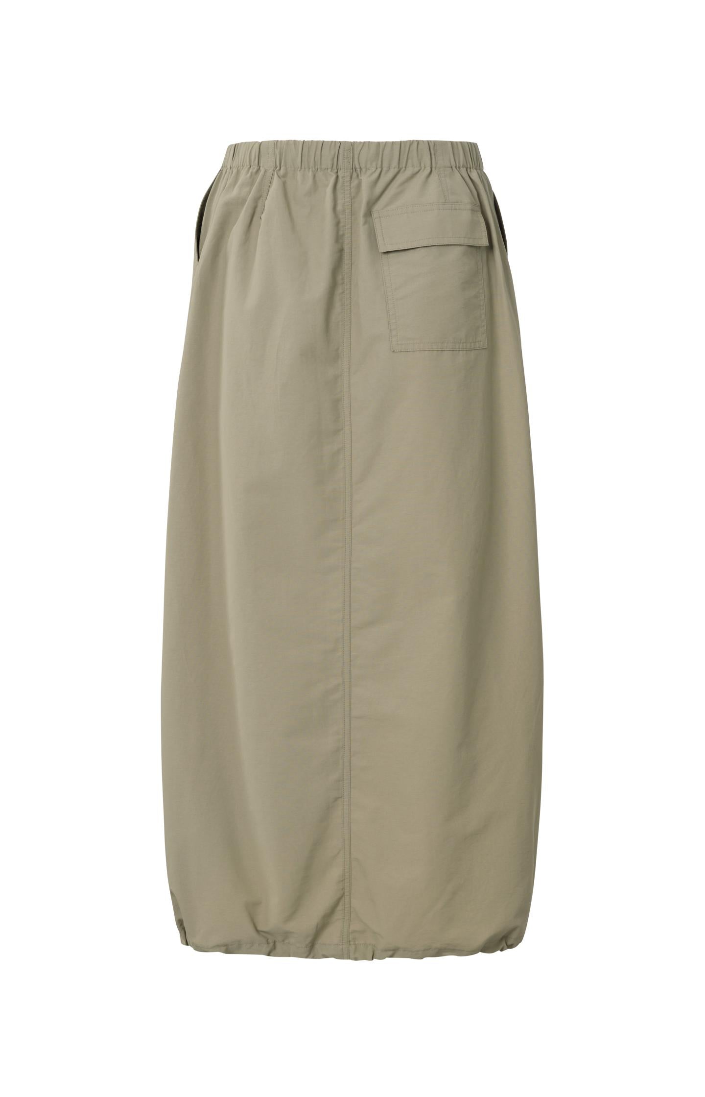 Cargo midi skirt with pockets and a drawstring in nylon