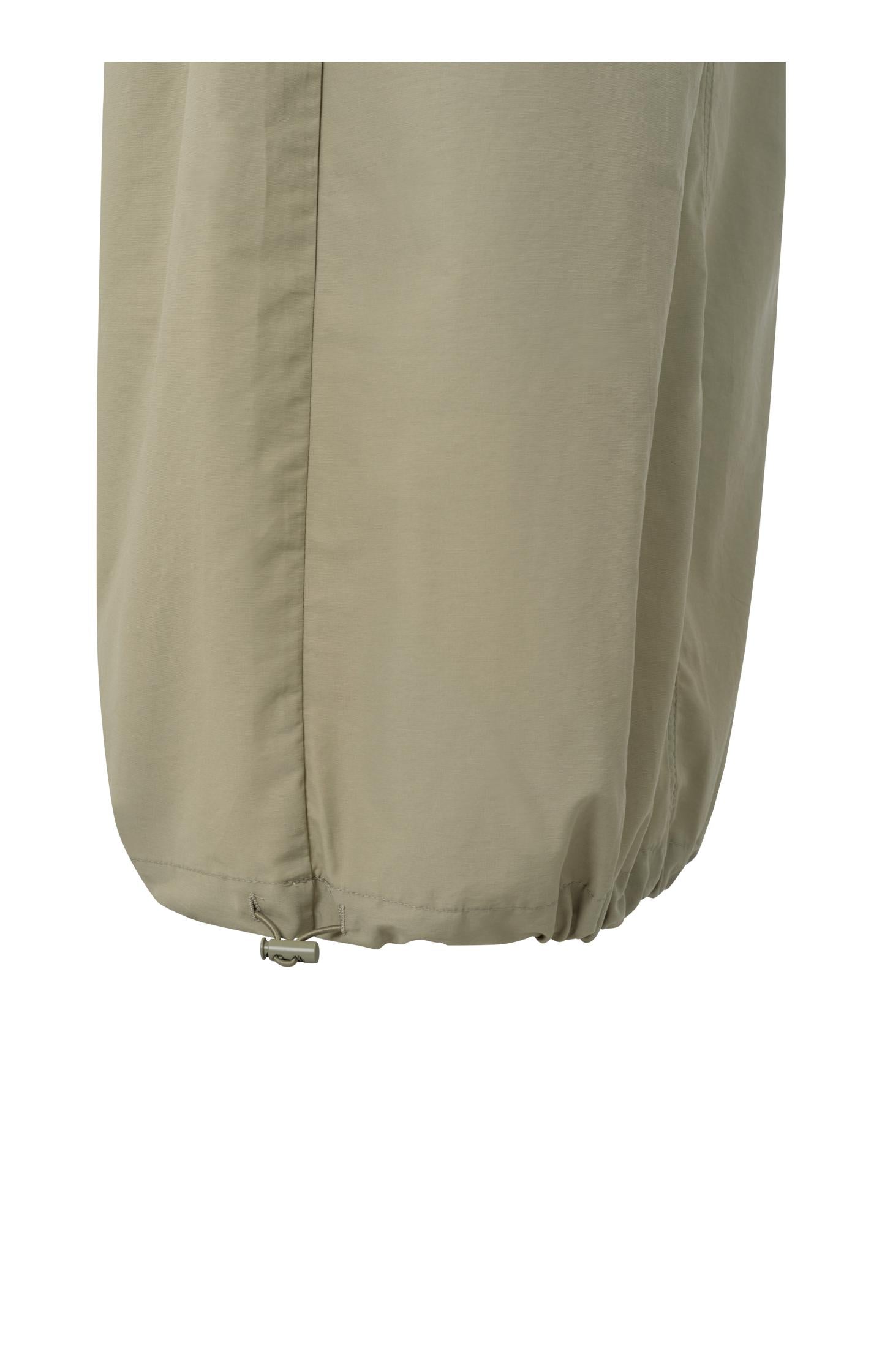 Cargo midi skirt with pockets and a drawstring in nylon