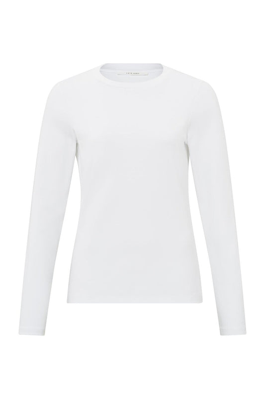 T-shirt with a round neck and long sleeves in regular fit