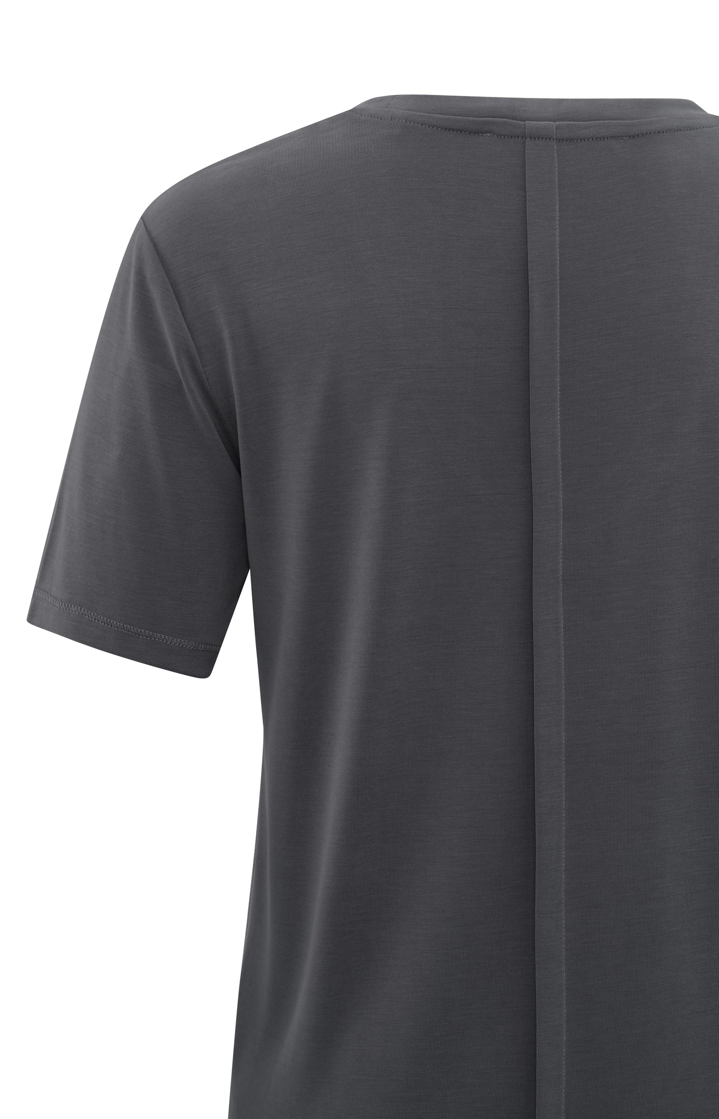 T-shirt with round V-neck and short sleeves in regular fit