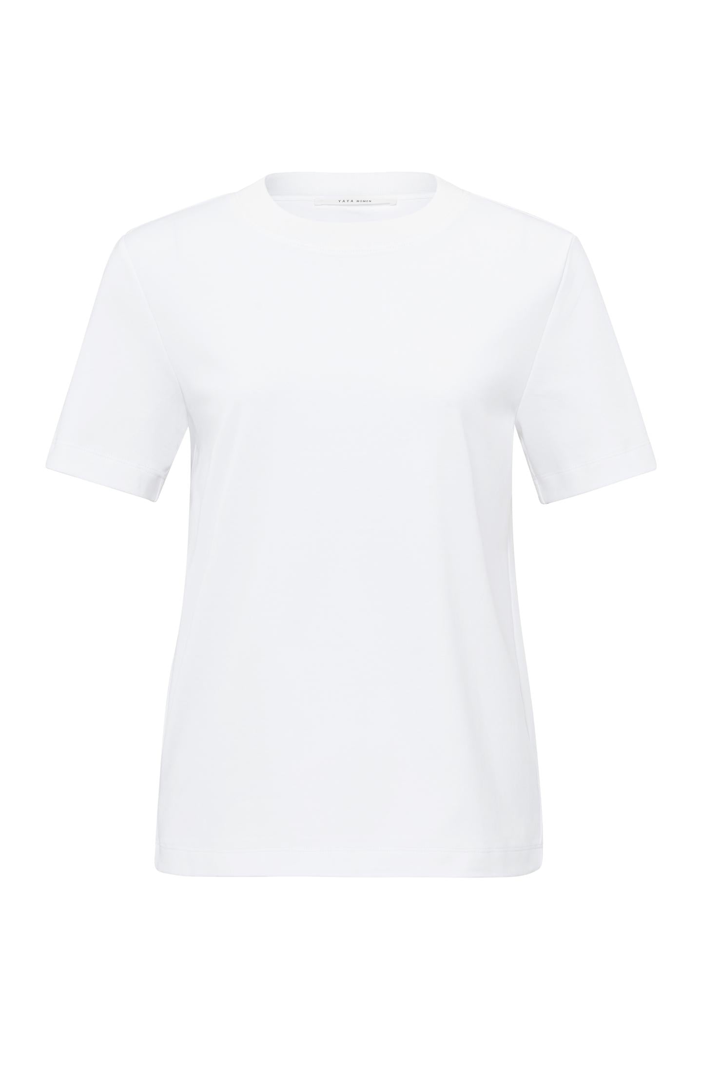 T-shirt with short sleeves, round neck and a relaxed fit