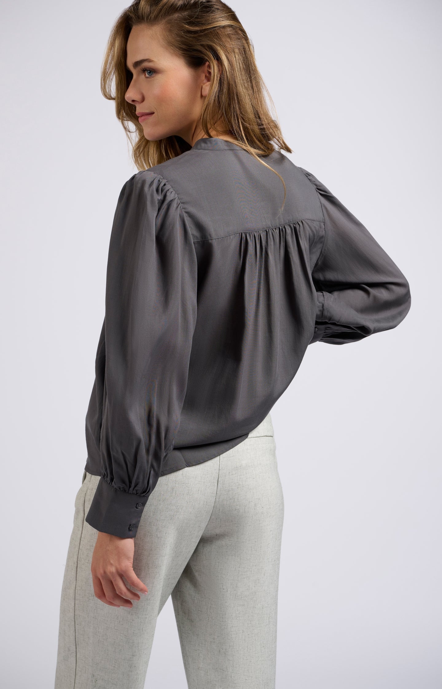 Blouse with long balloon sleeves and buttons