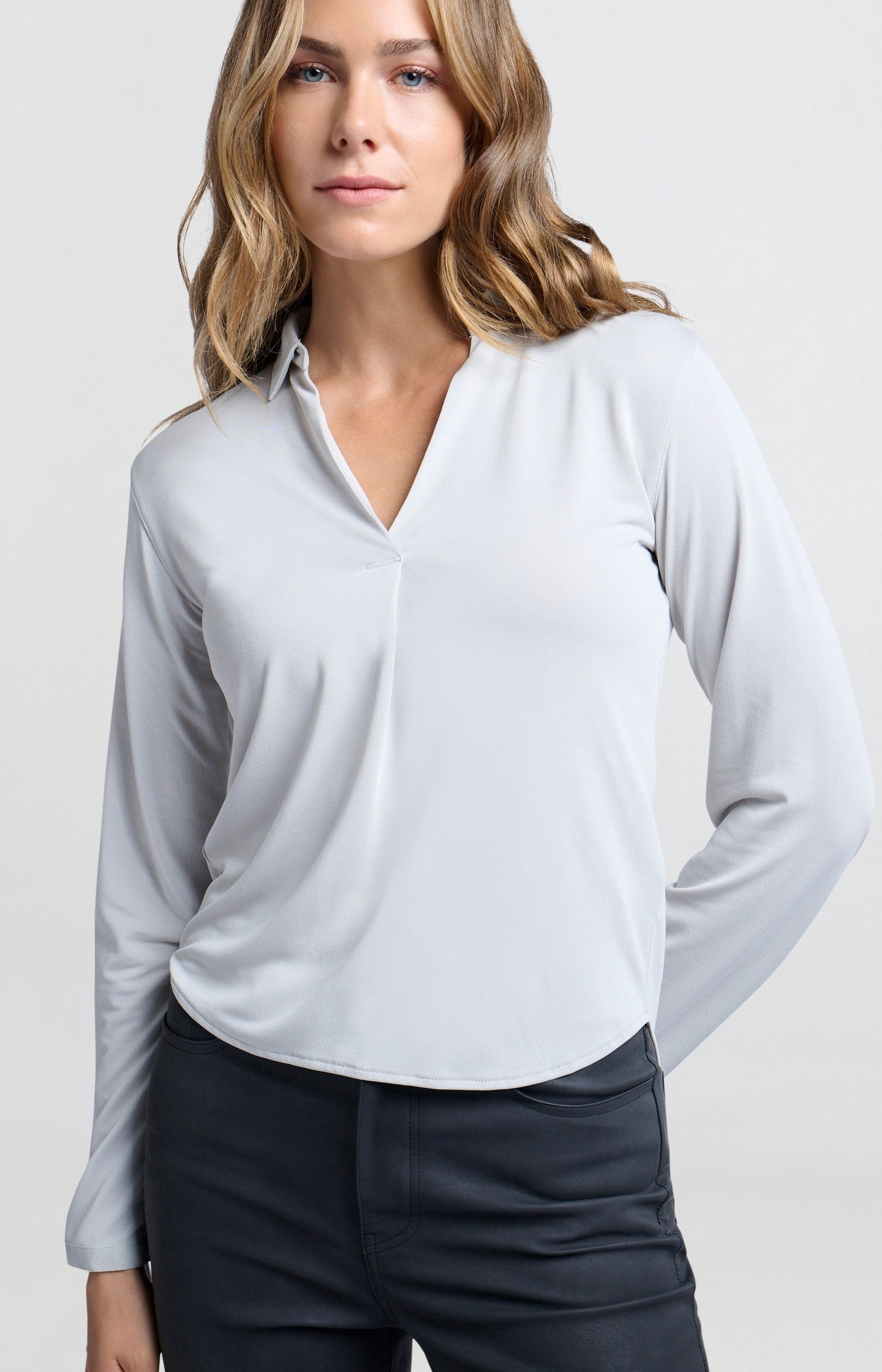 Jersey top with V-neck, collar and long sleeves